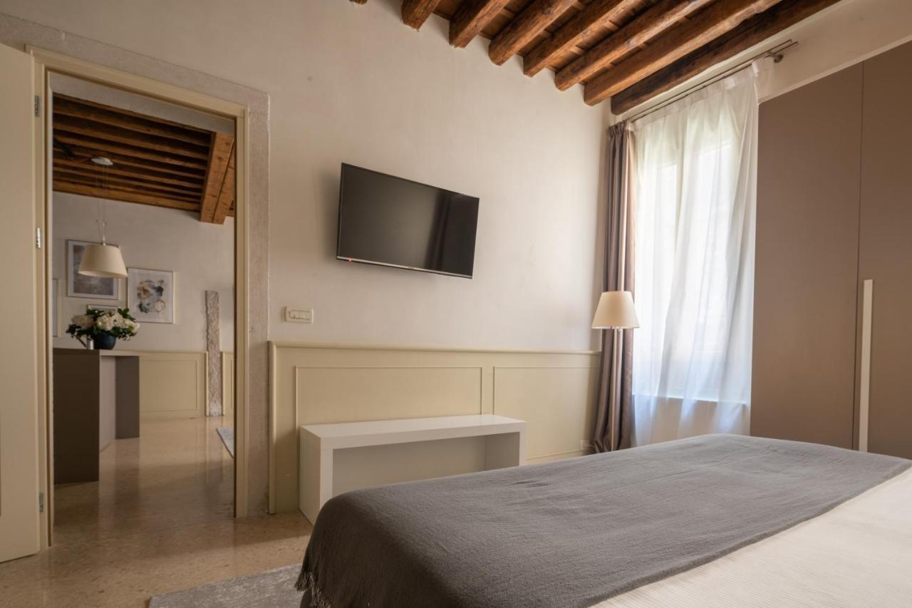 Apartment Lion Palace - San Marco R&r Venedig